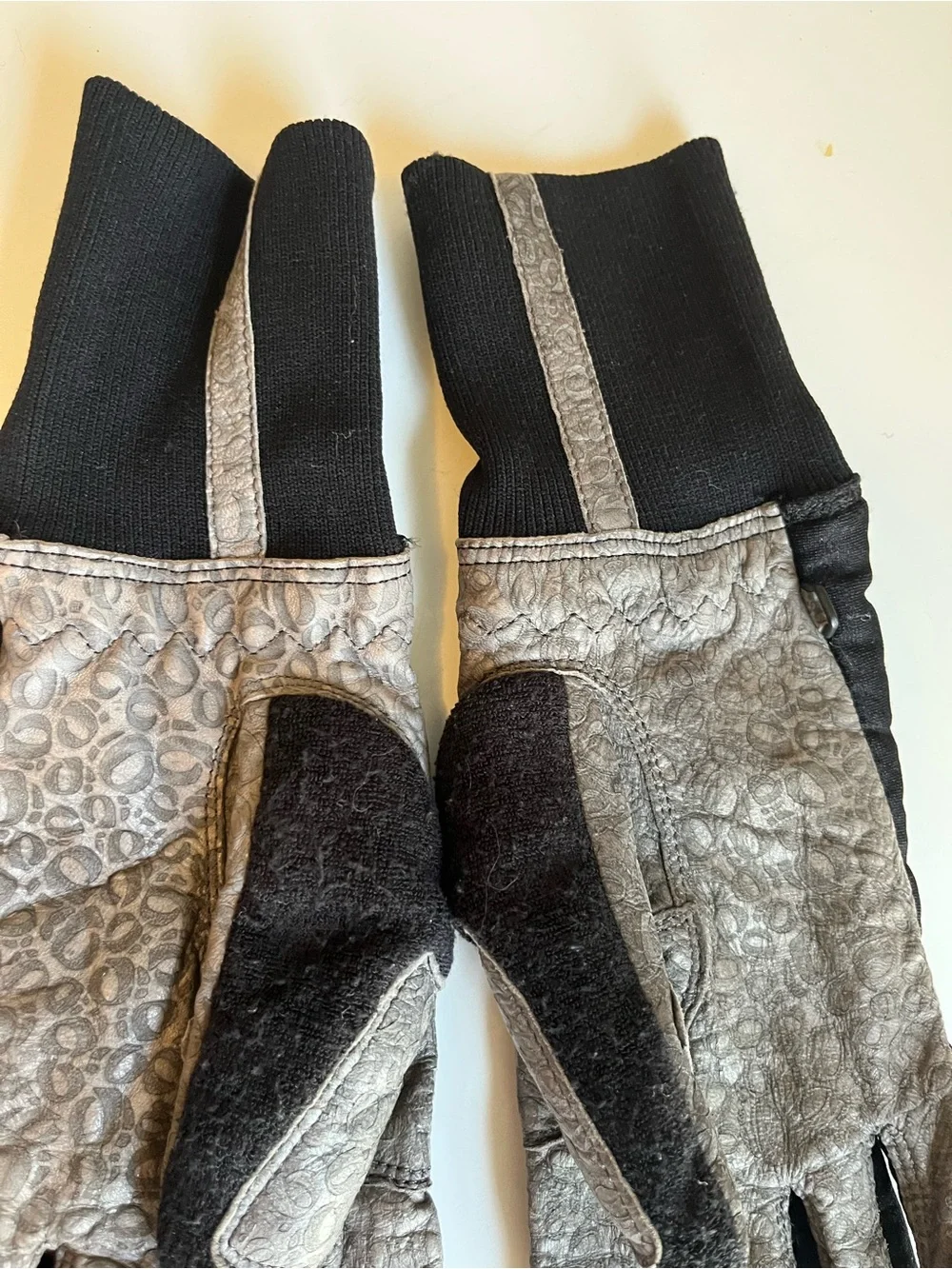 Unisex gloves